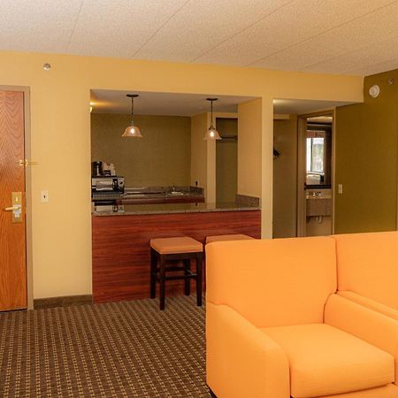 Best Western Executive Inn Kenosha - Pleasant Prairie Buitenkant foto