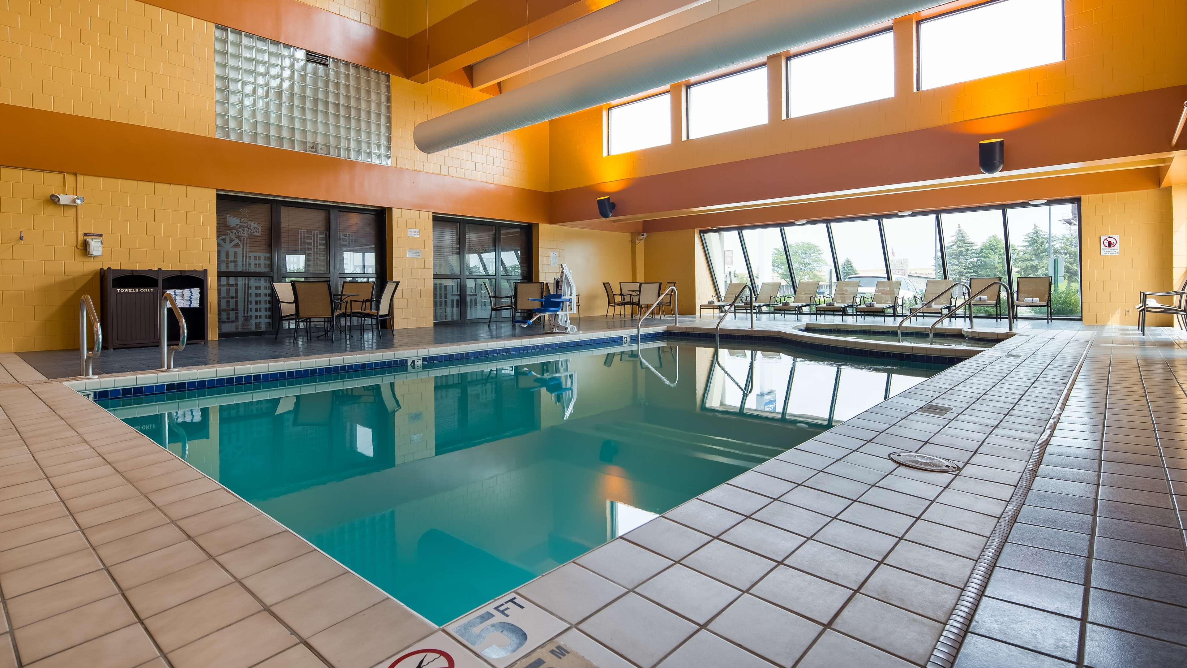 Best Western Executive Inn Kenosha - Pleasant Prairie Buitenkant foto